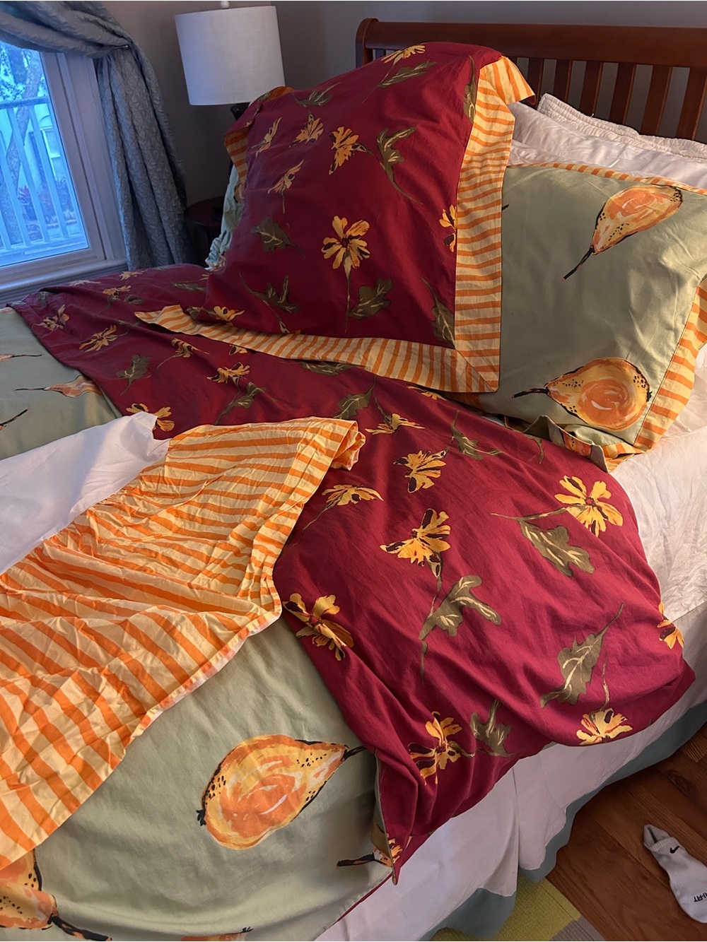 Pine Cone Hill Daisy & Pear Droll Designs Comforter Set
